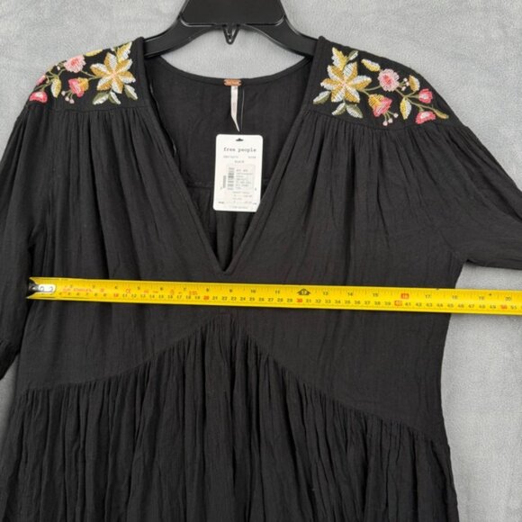 Free People Te Amo Mini Dress XS Embroidered Floral Boho Bell Sleeve Black - Picture 6 of 9
